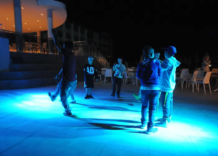 Luna Deluxe 5* מרמריס