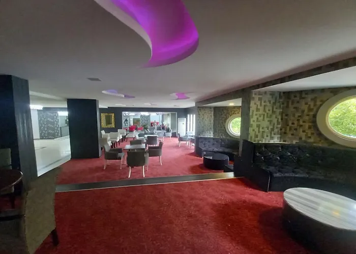 Luna Deluxe Отель 5*