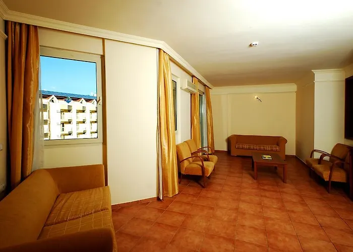 Отель Luna Deluxe 5*