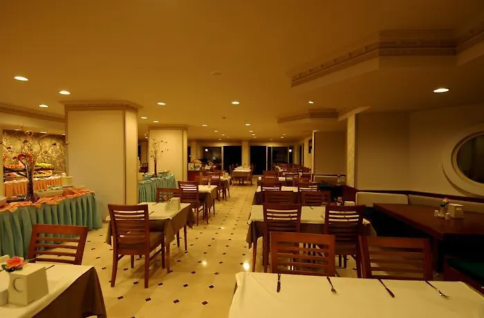 Luna Deluxe מרמריס