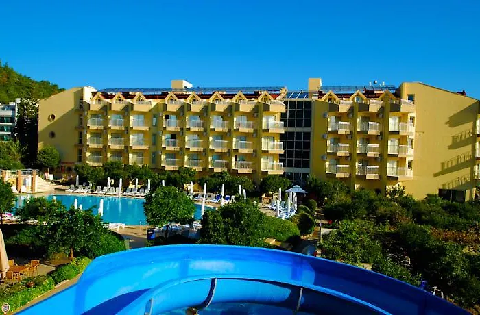 מלון Luna Deluxe