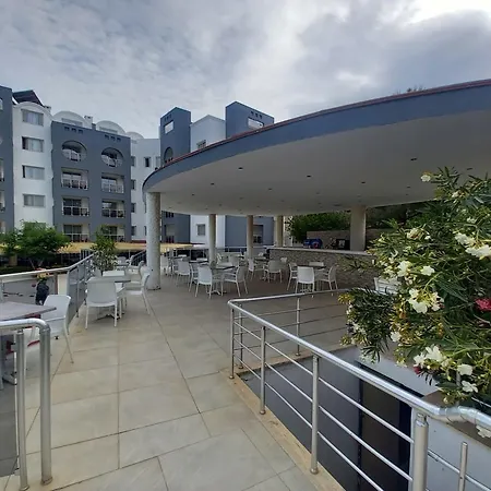 Otel Luna Deluxe 5*