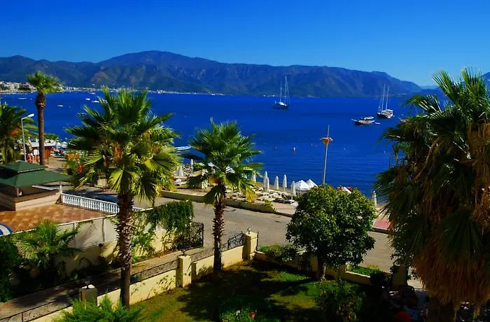 ホテル Luna Deluxe